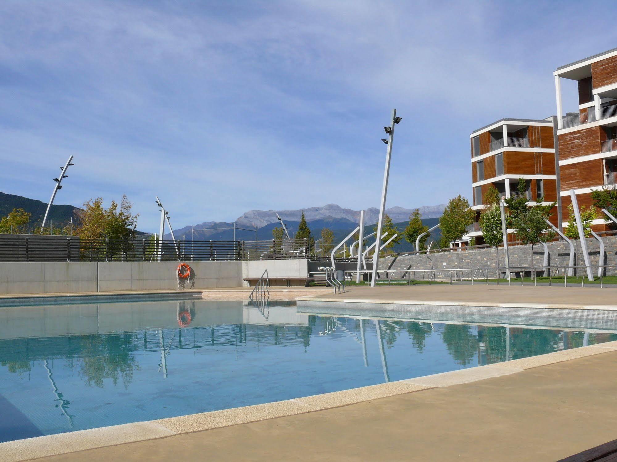 Apartmentsuitespain Formigal Ordesa Sabiñánigo Exteriér fotografie